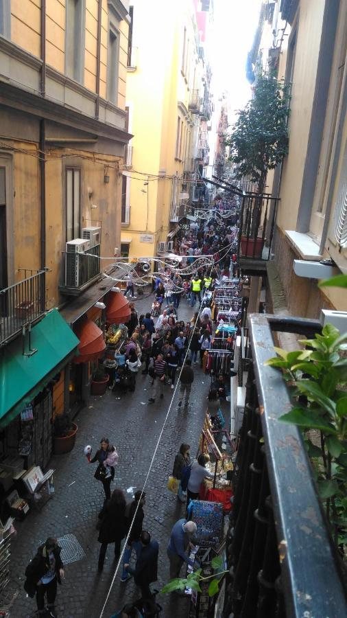 La Via Dei Presepi Bed & Breakfast เนเปิลส์ ภายนอก รูปภาพ